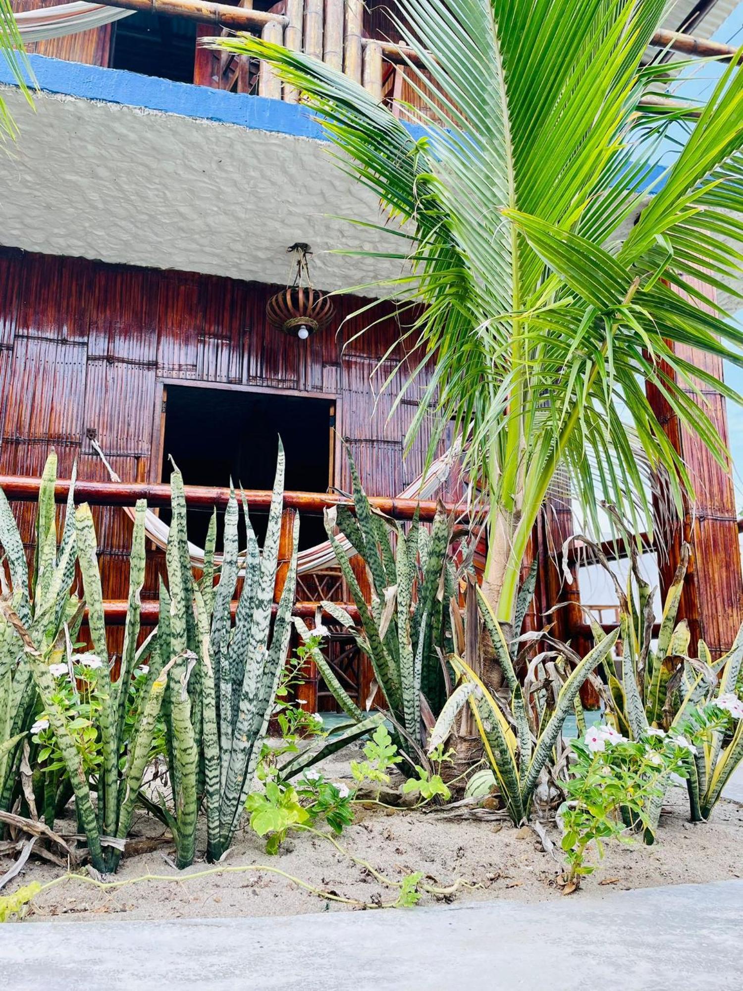Un Dia Boutique Resort Playas Exterior photo
